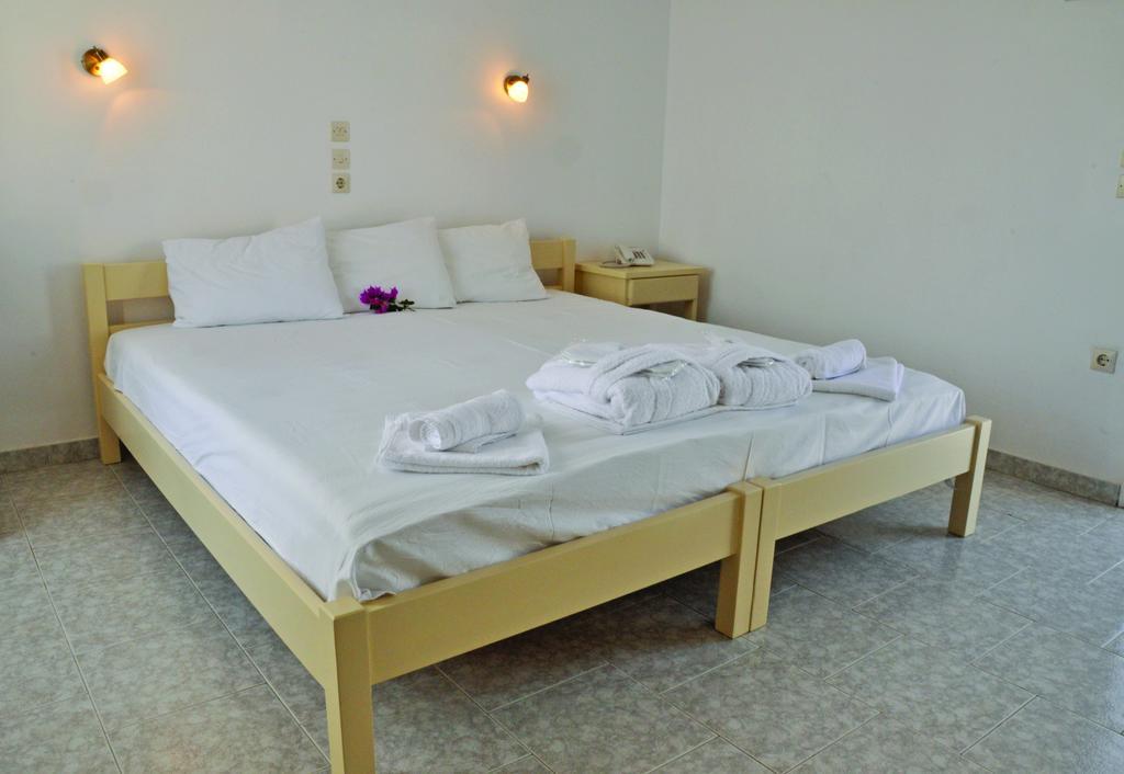 Hotel Bocamviglies By The Sea Nausa Exteriér fotografie